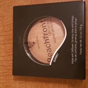 Younique beachfront bronzer